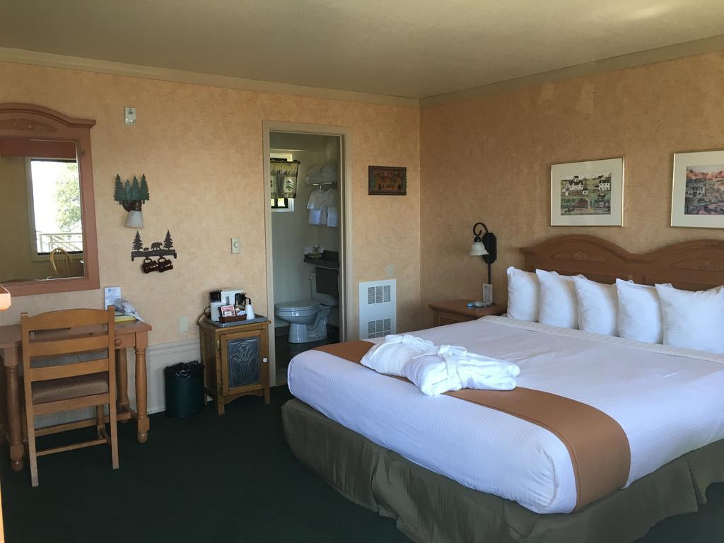 Pepper Tree Inn Tahoe City Buitenkant foto