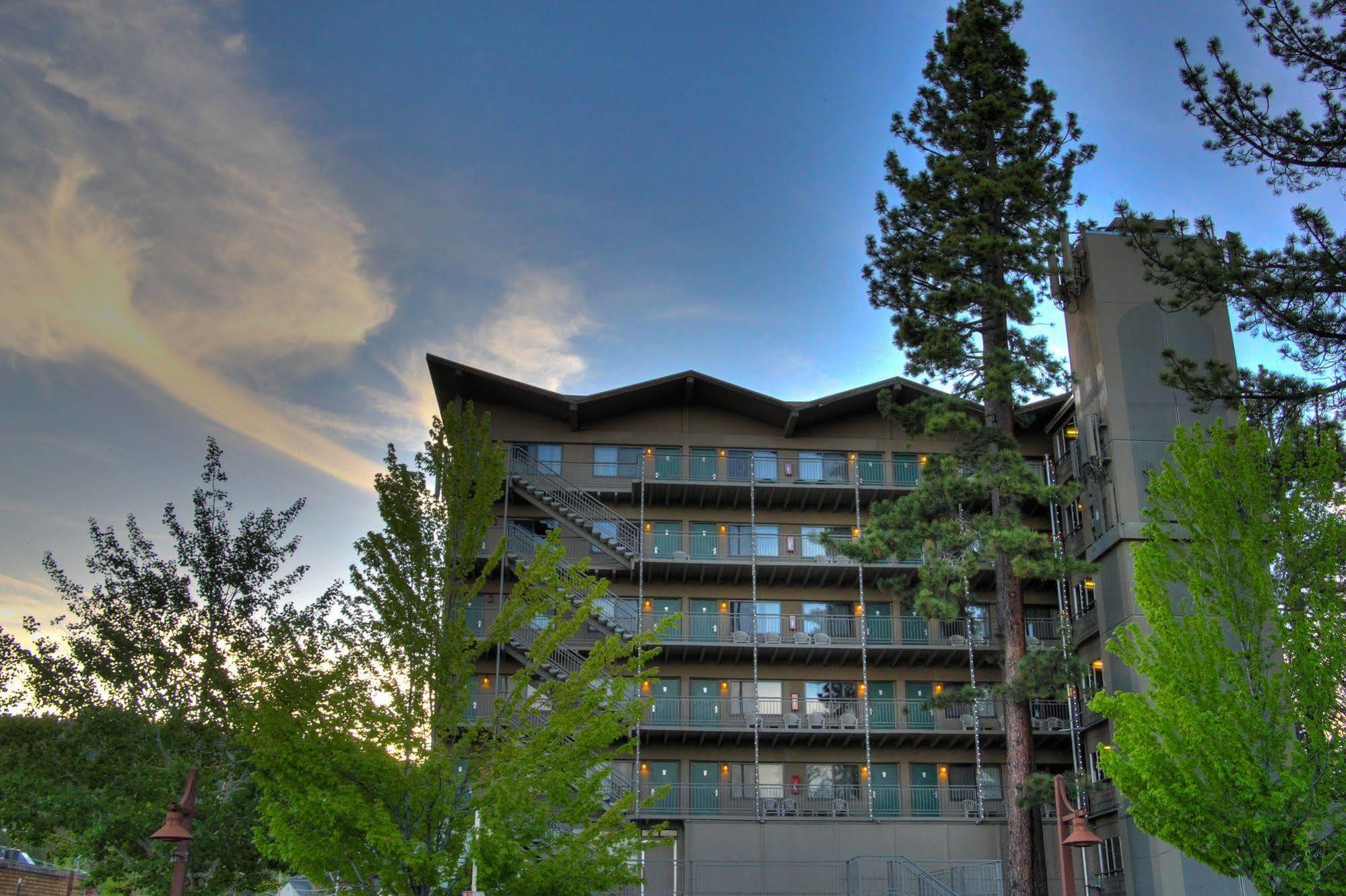 Pepper Tree Inn Tahoe City Buitenkant foto