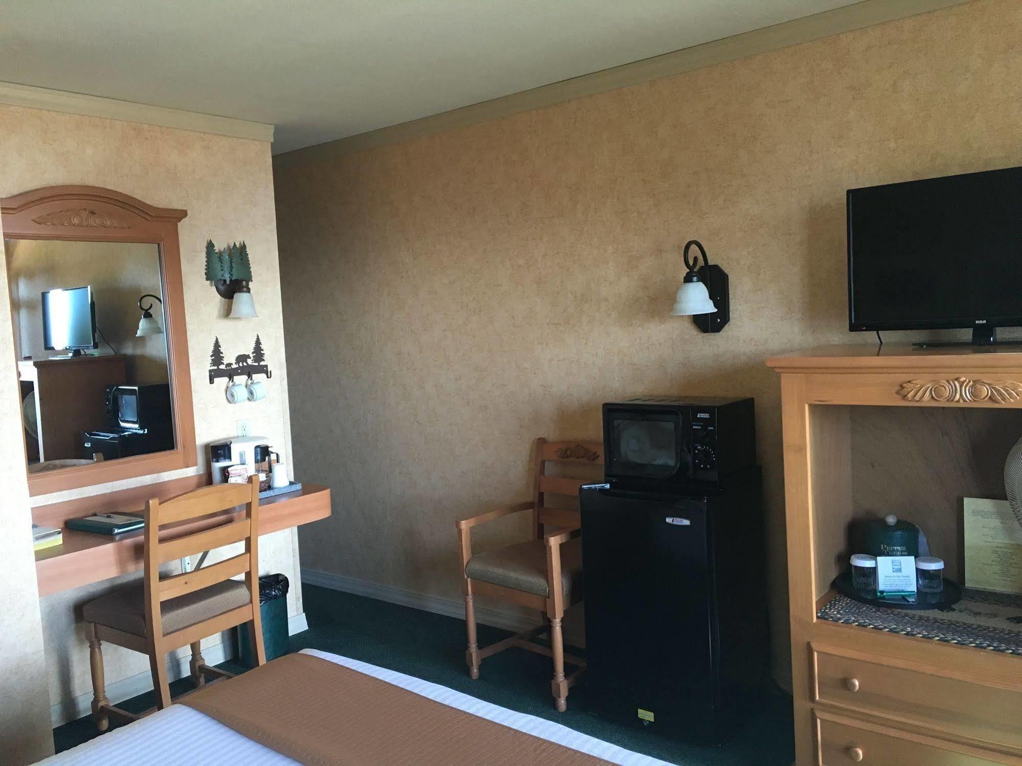 Pepper Tree Inn Tahoe City Buitenkant foto